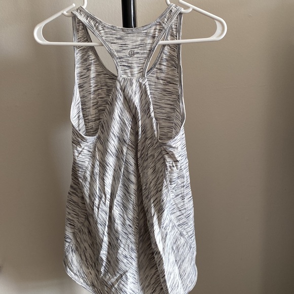 lululemon essential tank - Tiger Space Dye Black White - Picture 5 of 6